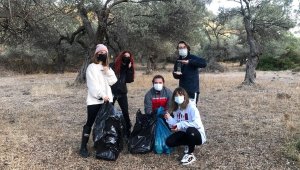 Üniversiteli gençler iyilikle yüzleri güldürüyor