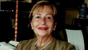 Ünlü edebiyatçı toprağa verildi