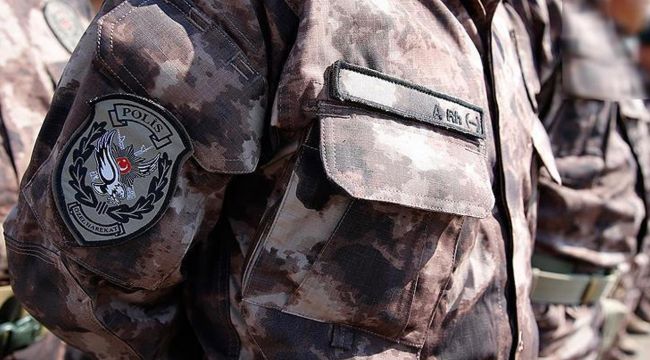 Zeytinburnu'nda özel harekat polisi faciaya engel oldu