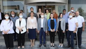 AK Parti İzmir'den, en özel 'Babalar Günü' kutlaması