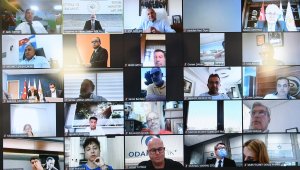 Bakan Karaismailoğlu, İzmir Ticaret Odası Meclis Toplantısı'na katıldı