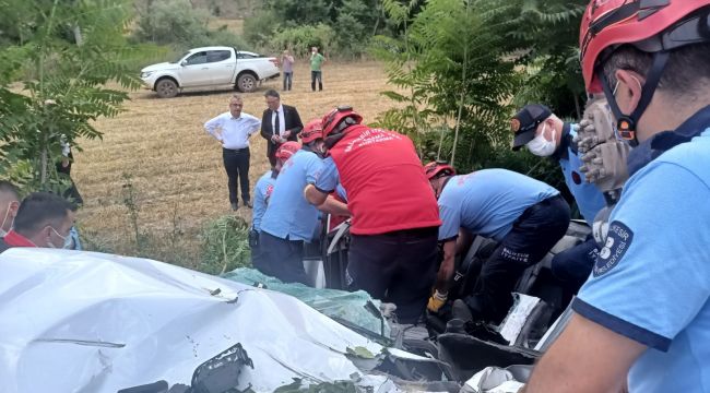Balıkesir'de feci kaza: 3 ölü