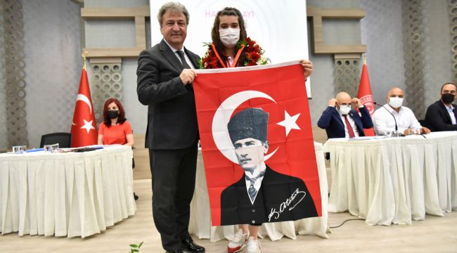 Bornova'da gurur meclisi