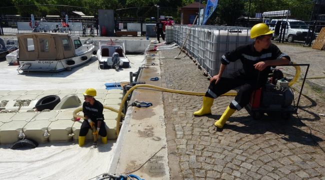 Çanakkale Boğazı'nda müsilaj temizliği