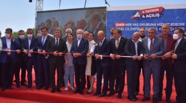 CHP Genel Başkanı Kemal Kılıçdaroğlu İzmir'de havuz açtı