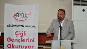 Çiğli Belediyesinden üniversite öğrencilerine burs desteği