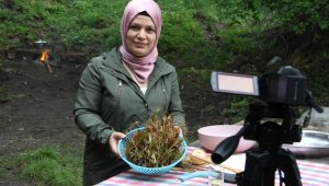 Ev hanımıydı Youtuber oldu, köyünün lezzetlerini dünyayla paylaşıyor