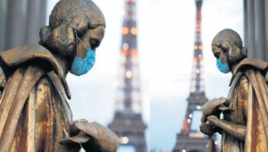 Fransa'da vaka sayıları artmaya devam ediyor