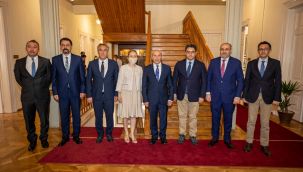 Gaziemir'de kentsel dönüşüm imzaları atıldı