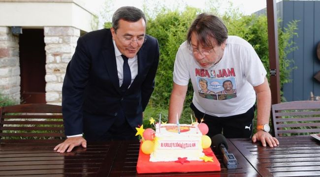 Göztepe'nin 96. yaşını birlikte kutladılar