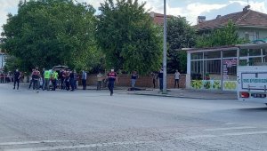 Husumetlisine ateş ettikten sonra intihar etti