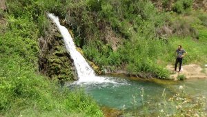 Ilıca şelalesi turizme kazandırılmayı bekliyor