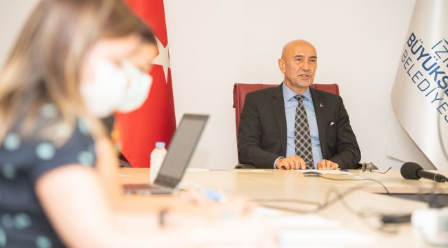 "İzmir'de kültürel bir Rönesans'ın taşlarını döşüyoruz"