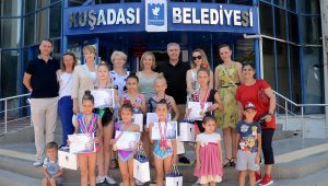 Jimnastikçiler Kuşadası Belediyesi'nde