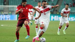 Kaan Ayhan ve Kenan Karaman Beşiktaş'ın gündeminde