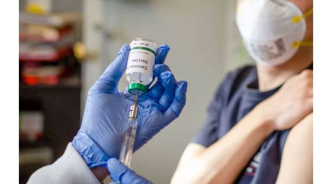 Korona virüsten ölenlerde aşı izi yok!