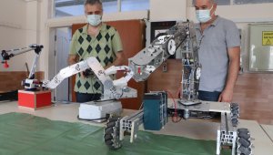 Lise öğrencileri 'insansız hava aracı' yapıyor