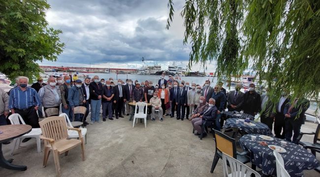 Marmara'daki deniz salyası konusu meclis gündemine taşınıyor