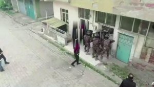 Mermileri bebek beşiğine sakladılar