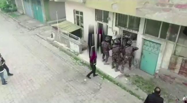 Mermileri bebek beşiğine sakladılar