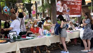 Online kurslarda öğrendikleriyle sergi açtılar