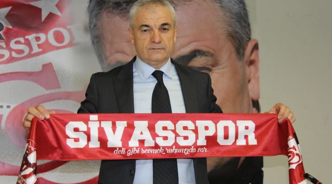 Rıza Çalımbay 1 yıl daha Sivasspor'da!
