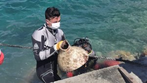 Şaşırtan görüntü, denizden klozet çıktı