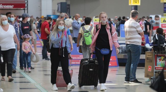 Uçak uçak geliyorlar! Rus turist yağıyor