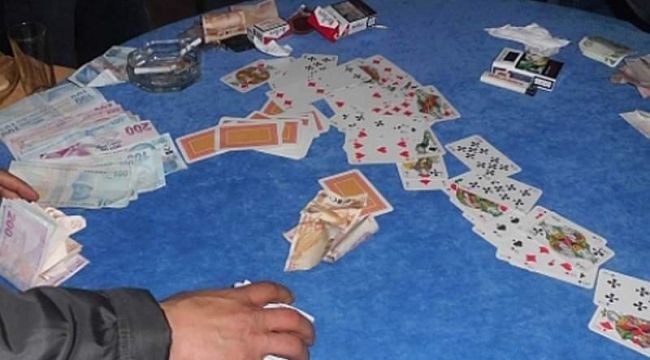 Urla'da kumarcılara baskın