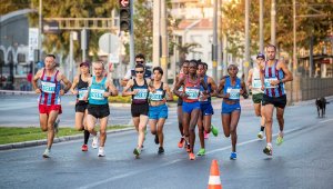 9 Eylül Yarı Maratonu için geri sayım başladı