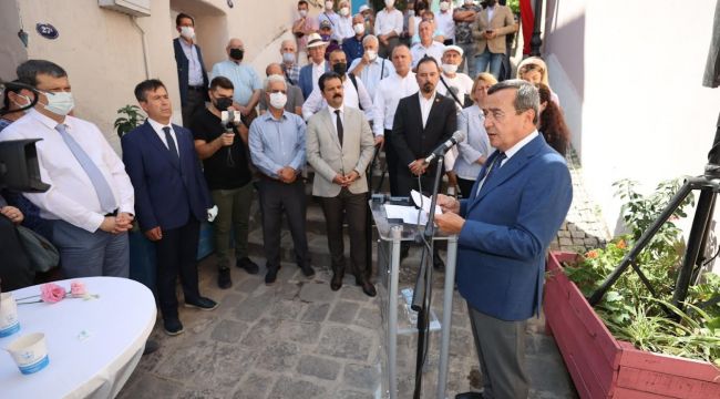 Abdül Batur, "Lozan, barış bayramı olarak kutlanmalı"