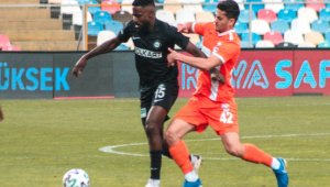 Altay, Poko ile 1 yıllık sözleşme yeniledi