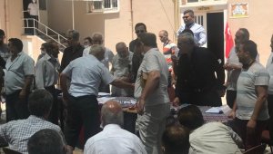 Baba-oğulun yarıştığı seçimde üyeler birbirine girdi