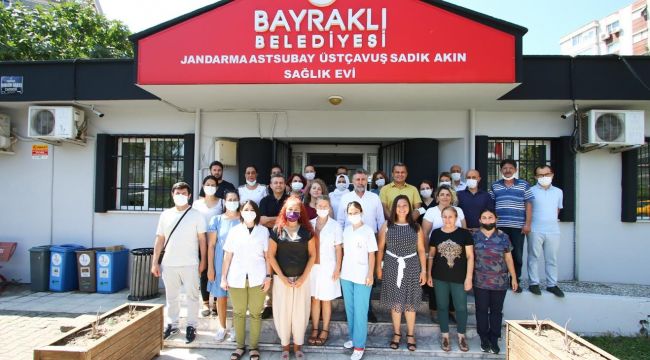 Bayraklı'da başkan ve personel bayramlaştı