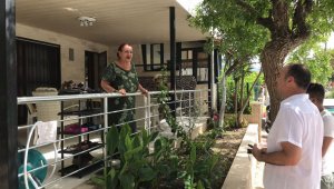 Belediye başkanının makamı sokaklardır