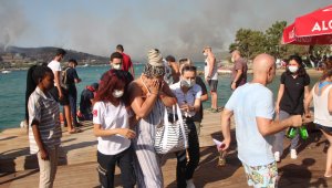 Bodrum yangınında otellerden 3 bin kişi tahliye edildi