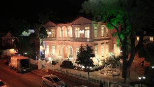 Buca'nın eski köşkünde yeni sanatçılar yetişiyor