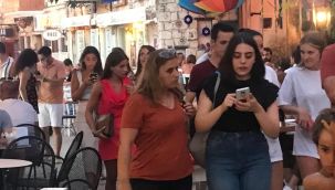 "Çeşme'de pozitif vakalar görülmeye başladı"