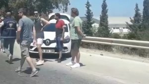 Çeşme Otoyolu'ndaki zincirleme kaza kamerada