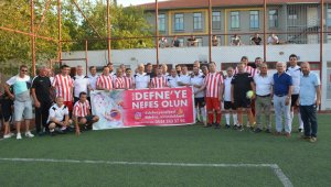  Defne bebek için sahaya çıktılar