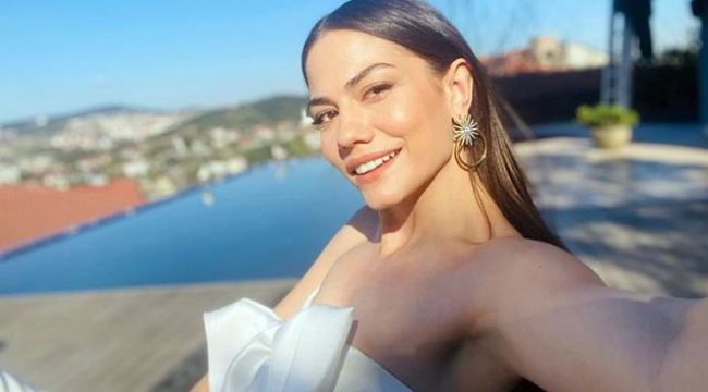 Demet Özdemir, turuncu bikinisiyle