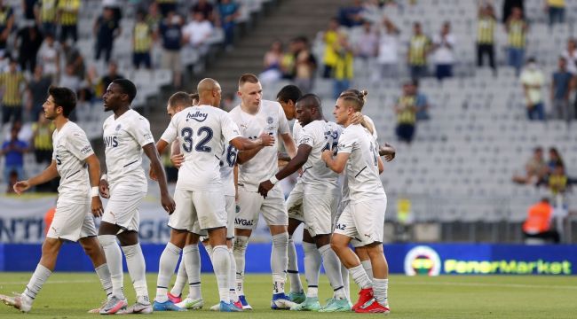 Fenerbahçe: 2 - PEC Zwolle: 2