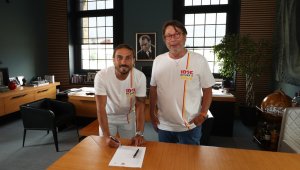 Halil 4 yıl daha Göztepe'de