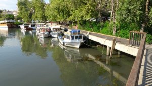 Irmağa kanalizasyon aktı