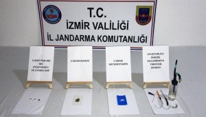 İzmir'de jandarmadan uyuşturucu baskınları