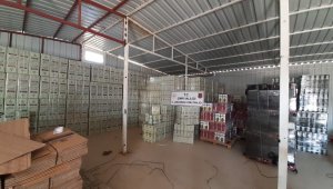 İzmir'de kaçak yemeklik yağ üretimhanesi