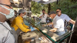 İzmir'e 3 bin kişilik mobil mutfak