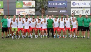 Karşıyaka sahaya indi