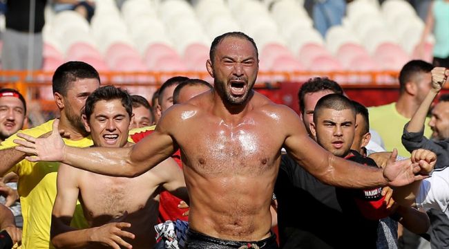 Kırkpınar'da başpehlivan Ali Gürbüz