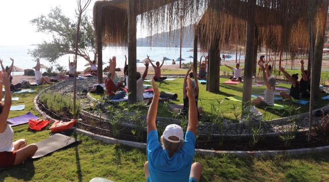 Mavi bayraklı Kuyucak'a vatandaştan tam not…